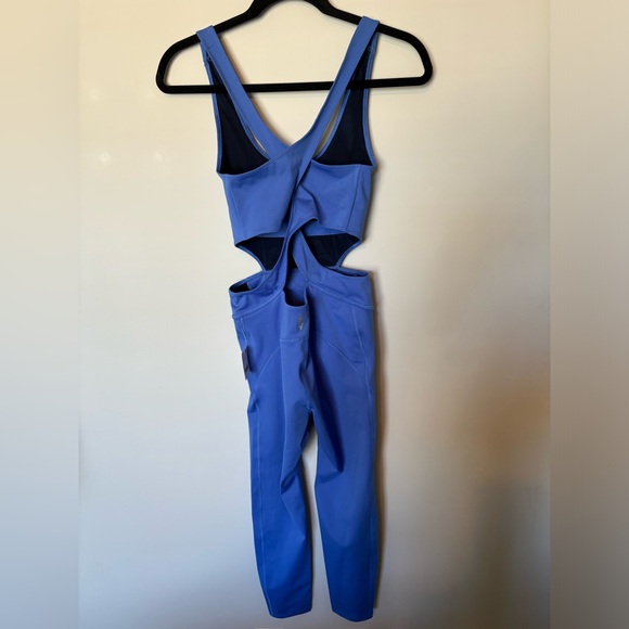 🆕 FREE PEOPLE Movement Back It Up Onesie-Color: Swim Club - Picture 8 of 9